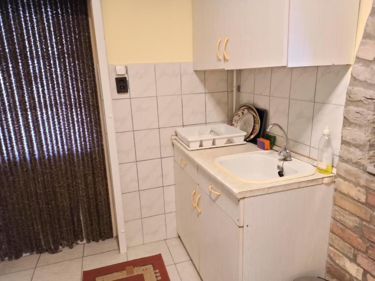 Ópusztaszeri Mózes Vendégház Esterno foto