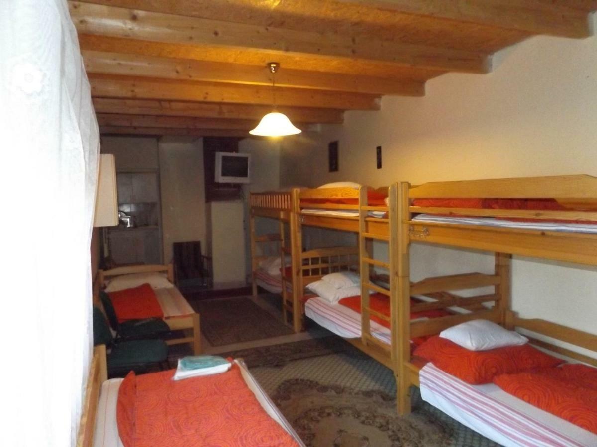 Ópusztaszeri Mózes Vendégház Esterno foto